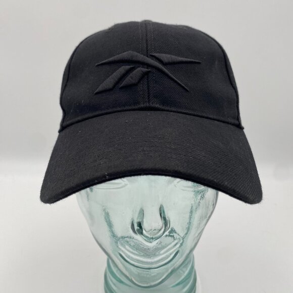 Reebok Embroidered Logo Snapback Hat Black One Size Fits Most Cap Adjustable - Picture 1 of 9